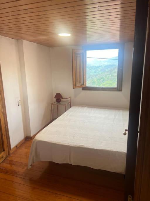 Villadecelis Mieres  Luaran gambar
