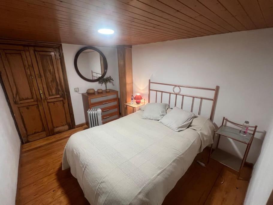 Villadecelis Mieres  Luaran gambar