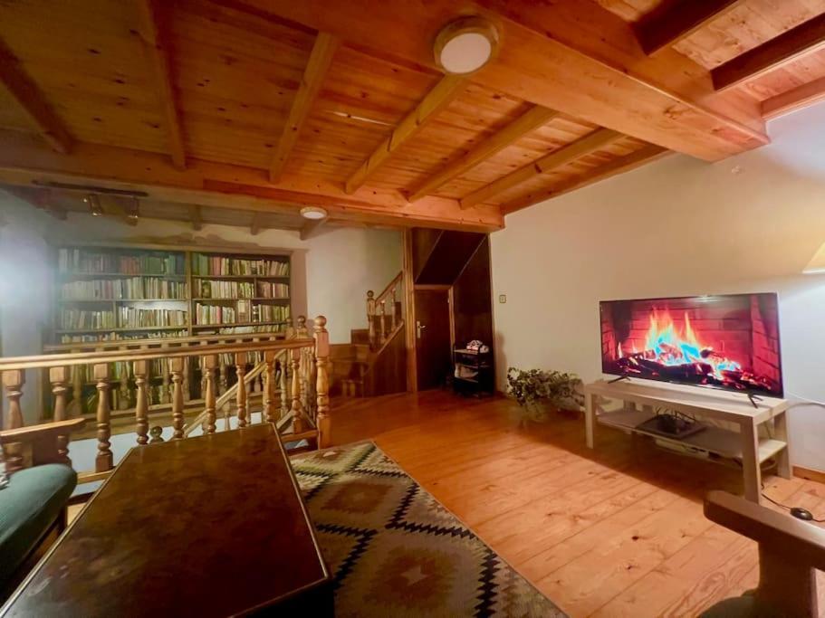 Villadecelis Mieres  Luaran gambar